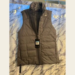 Nike puffer vest